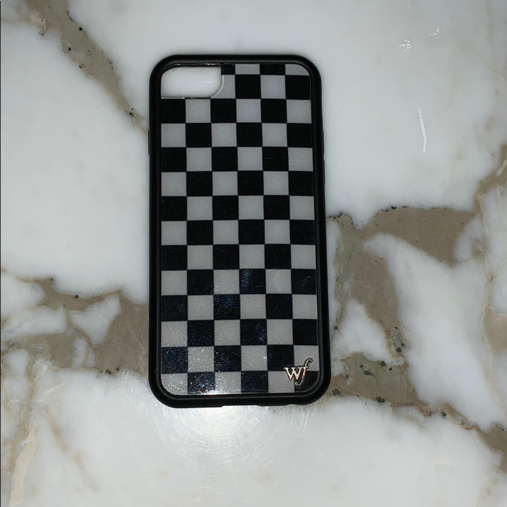 Wildflower black and white iPhone 6s case